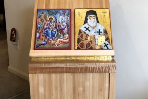 Icon Stand for Children - portable
