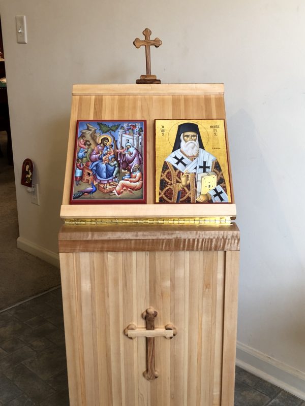 Icon Stand for Children - portable